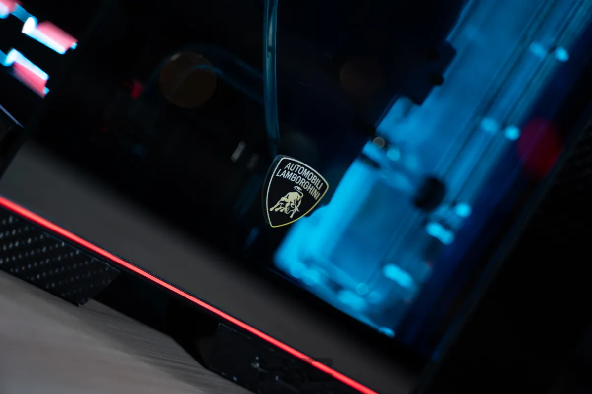 LIAN LI O11 EVO LAMBO 001 – MEAW-1012